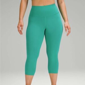Lululemon Wunder Train Contour Fit High-Rise Crop 21"